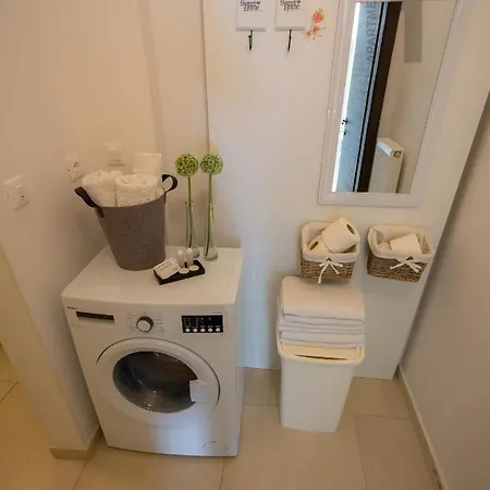 Kaya Apartment *